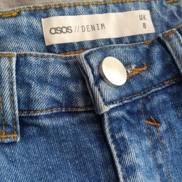 -SOLD- Denim skirt - Picture 3 of 7